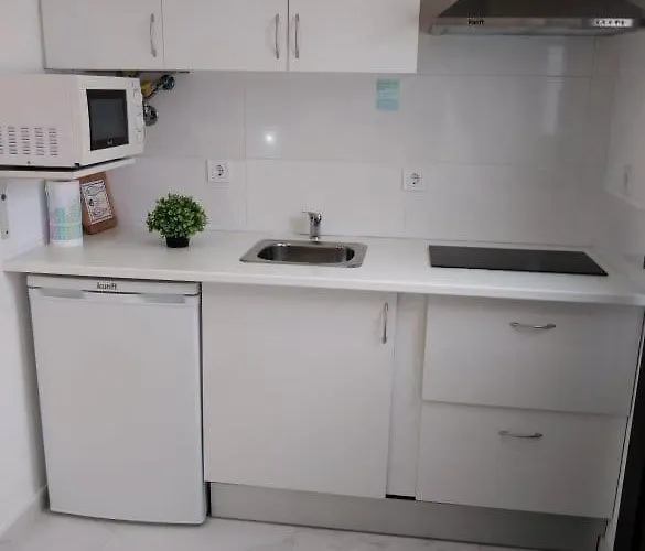 Jb House 纳扎雷