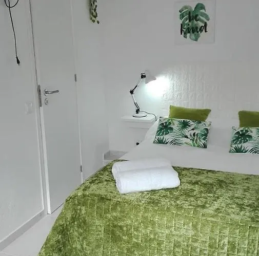 Jb House * 纳扎雷